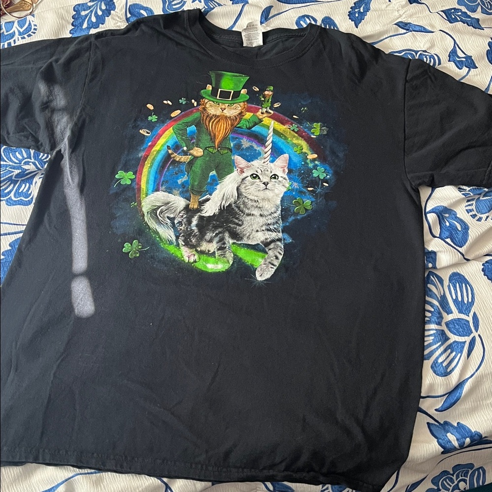 Leprechaun Caticorn Cat Kitten Unicorn TShirt Size L